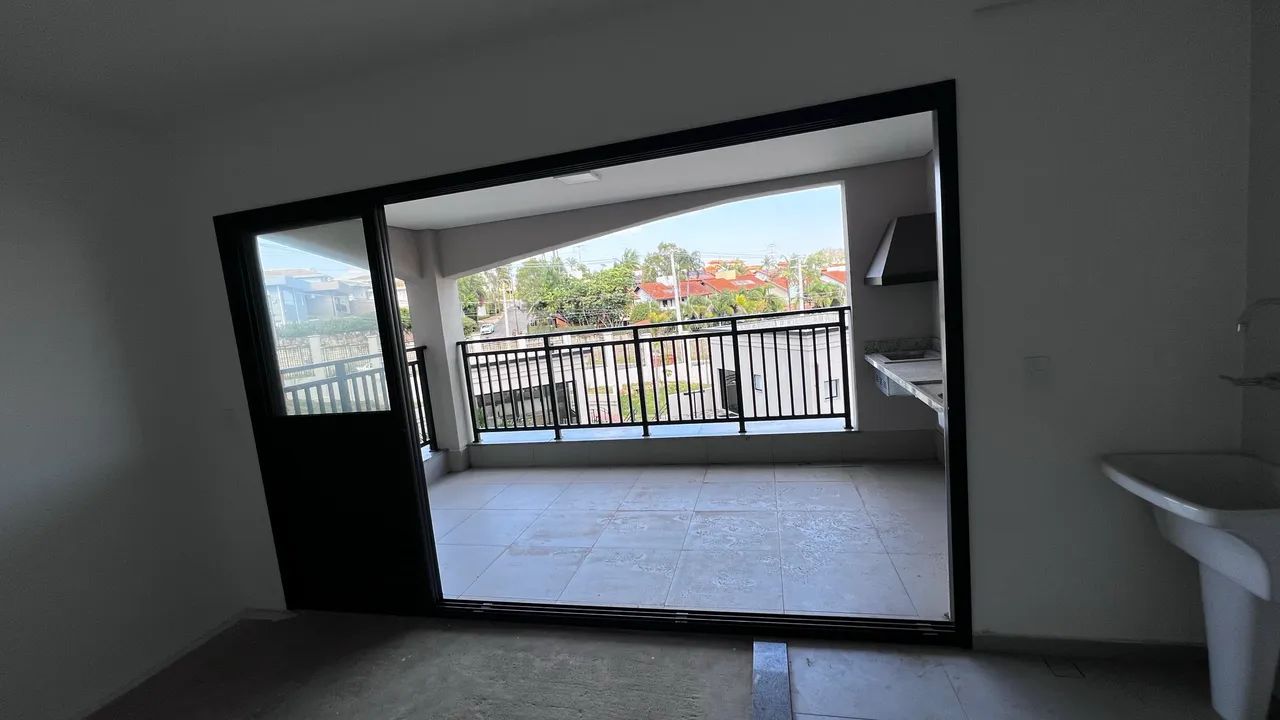 Porta 4 folhas com esquadria de alumínio  - Foto 4