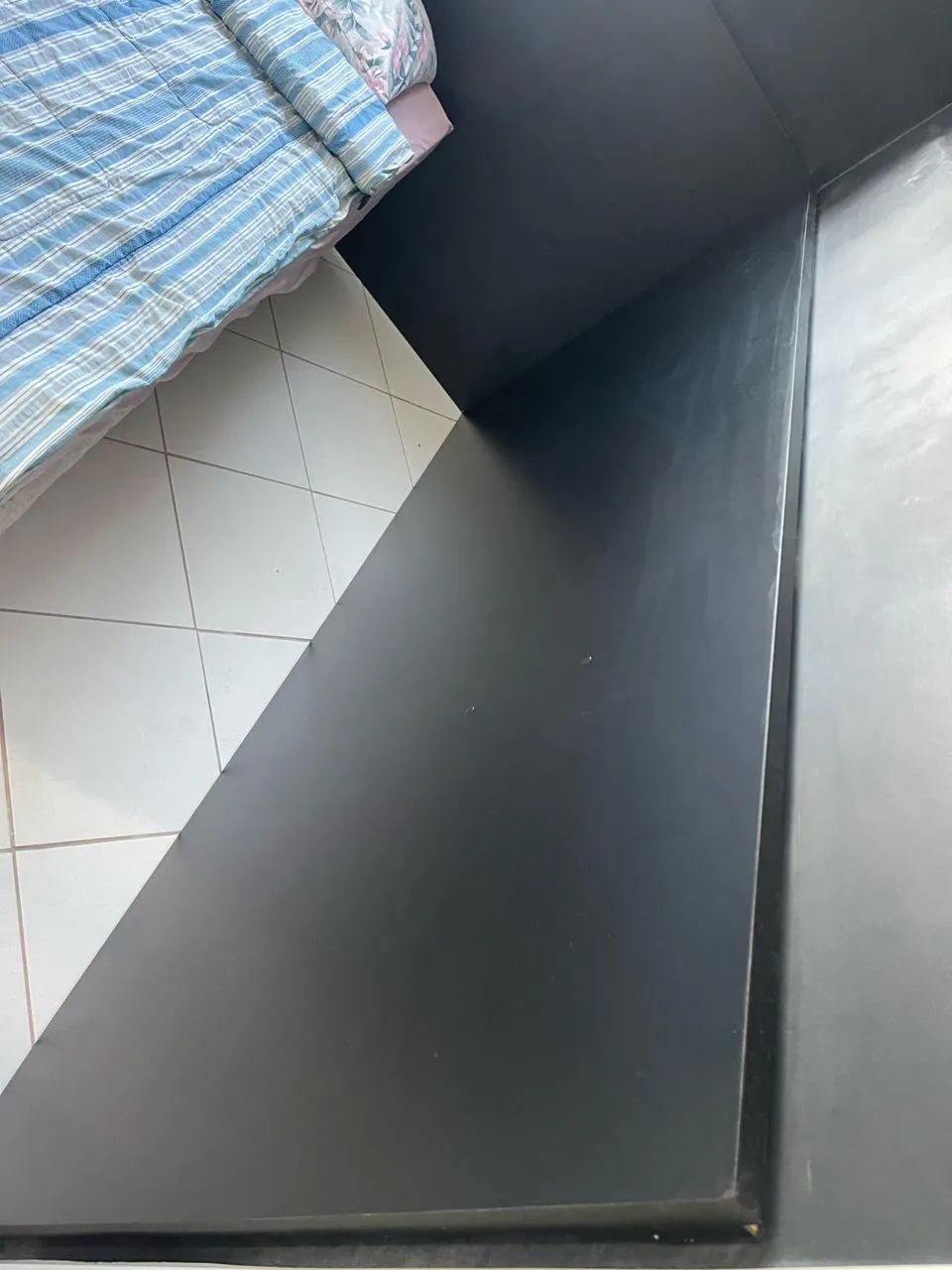 móvel em MDF preto 