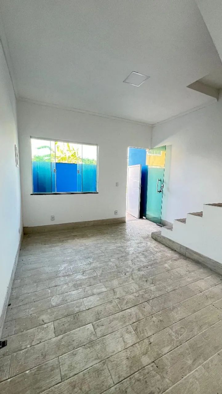 VENDO EXCELENTE CASA RECEM CONSTRUIDA NO BOSQUE DO IPÊ 