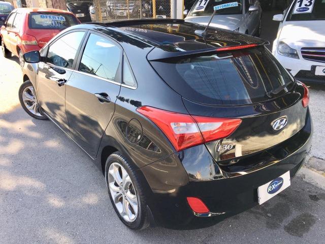 Hyundai i30 1.8 Top de linha Teto solar, Chave presença, Banco elétrico, ar digital - Foto 4