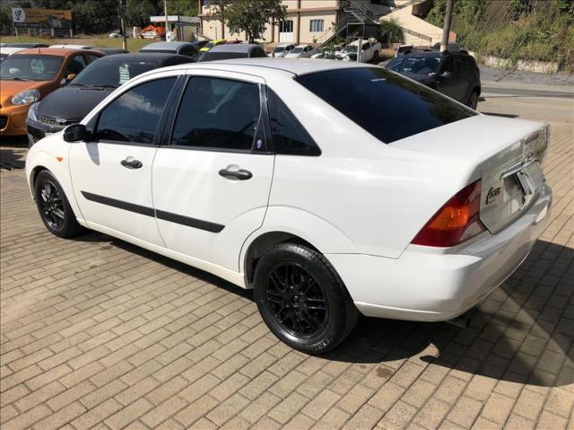 Ford Focus 2.0 Ghia Sedan 16v - Foto 4