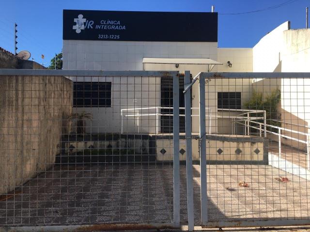 Ponto Comercial na Rua Campo do Brito