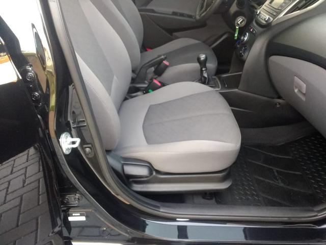 Vendo ou Troco HB20S 2016 completo - Foto 11