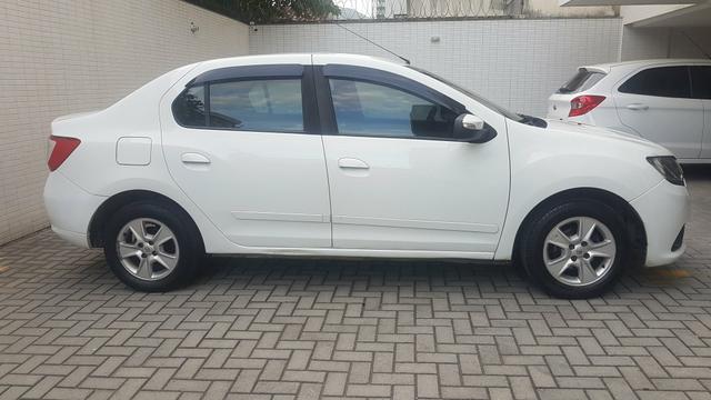 Renault Logan 1.6 Dynamique 2015 - Foto 3