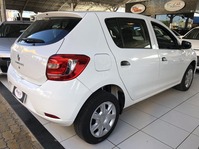 Sandero 1.0 2018 único dono - Foto 12