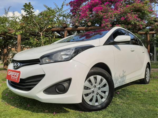 HYUNDAI HB20S 1.6 COMFORT PLUS 16V