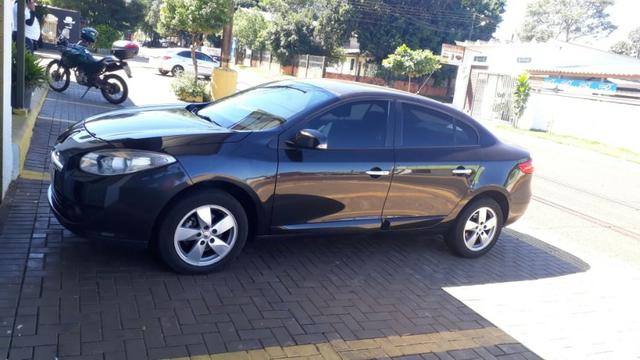 Renault Fluence 2014 abaixo da fip