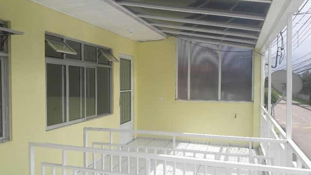 Aluga-se casa na vila Pompéia