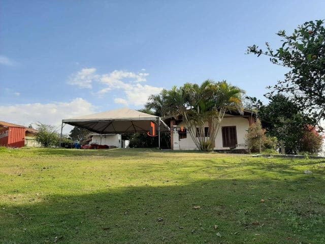 Chácara com 1 dormitório à venda, 2600 m² por R$ 300.000,00 - Parque Lucélia - Arujá/SP