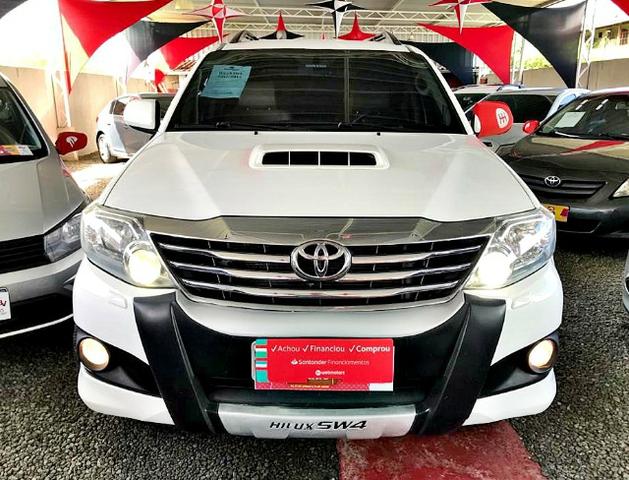 Hilux SW4 3.0 SRV 4X4 | 7 Lugares | Turbo Intercooler Diesel | Automático - Foto 2
