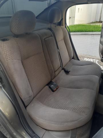 Chevrolet Astra CD 2.0 Sedan 2004 - Foto 7