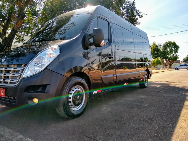 Renault Master versão L3H2 Longa 17 Lugares - Foto 5