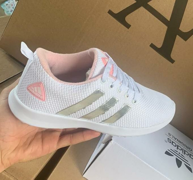 sapatênis adidas feminino