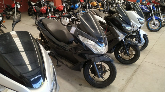 PCX 2018/TROCO POR MOTO MENOR VALOR/EM ATÉ 48X NO CARNÊ/36X NO CARTÃO DE CRÉDITO