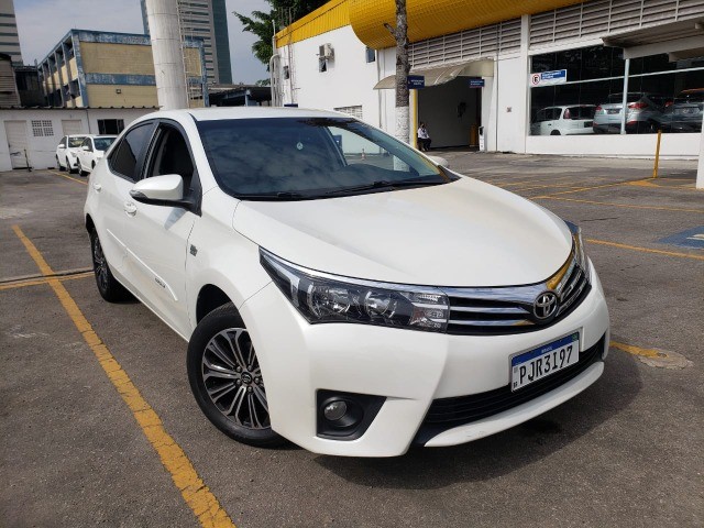 TOYOTA COROLLA XEI 2016