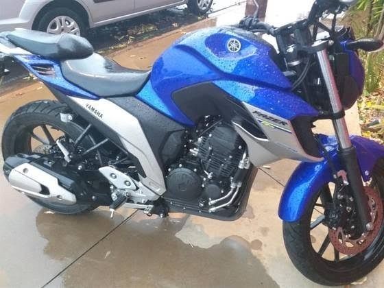 MOTO FAZER 2019