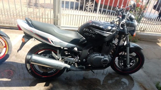 Sucata de moto para retirada de peças Suzuki GS 500 2008/2009 - Foto 7