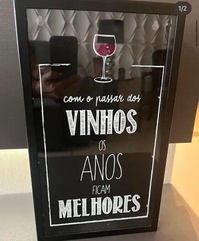 Quadro porta rolhas novo