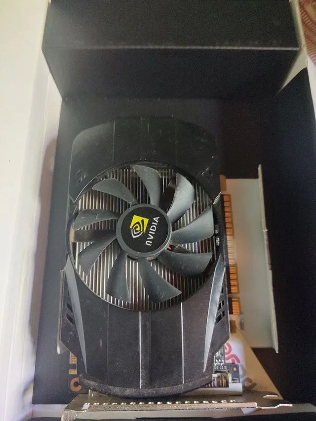 Placa de vídeo GTS 450 - Foto 4