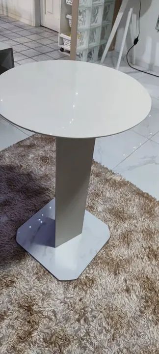 Mesa de centro branca moderna