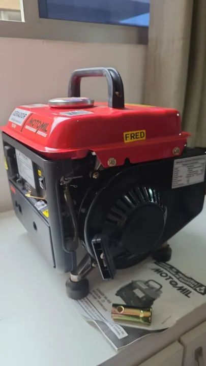 Gerador a Combustão 2T - 800W - 127V e 12V - MOTOMIL MG-950, Seminovo, na caixa - Foto 4
