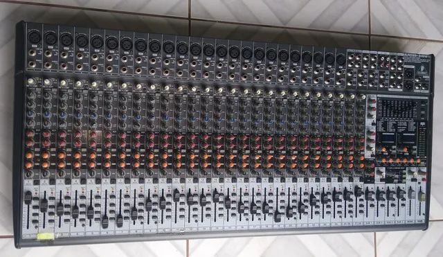 Mesa de som beringher 32 canais  - Foto 4