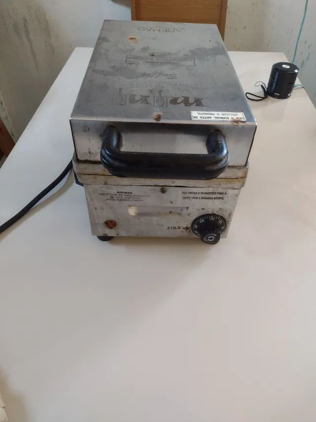 Máquina de crepe suíço elétrica 12 cavidade ademaq - Foto 6
