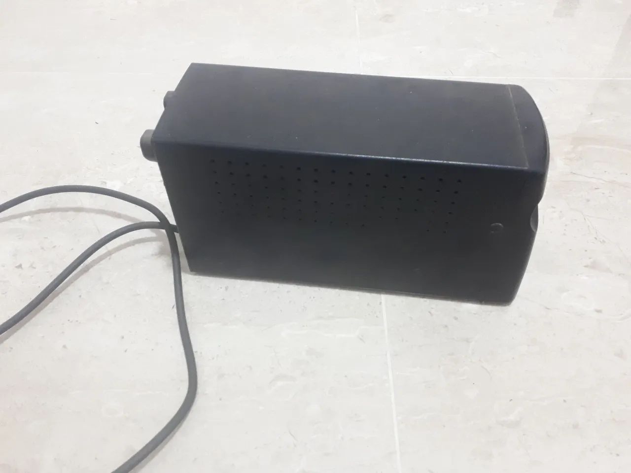 Estabilizador SMS de 1.000 VA Semi novo <br> - Foto 2