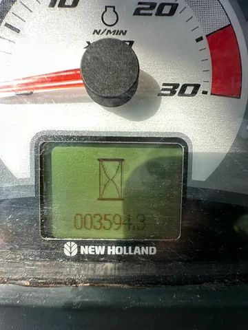 Retroescavadeira New Holland B110 2020 4X4  - Foto 6