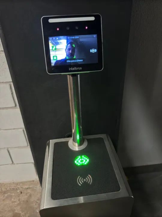Catraca de Controle de Acesso Intelbras
