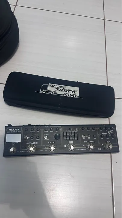 Pedaleira Mooer Black Truck 