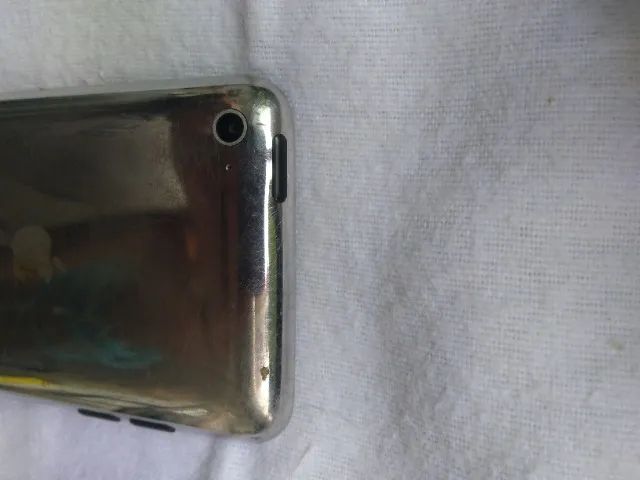 Apple iPod Touch modelo no A1213 1a geração 8GB cromado