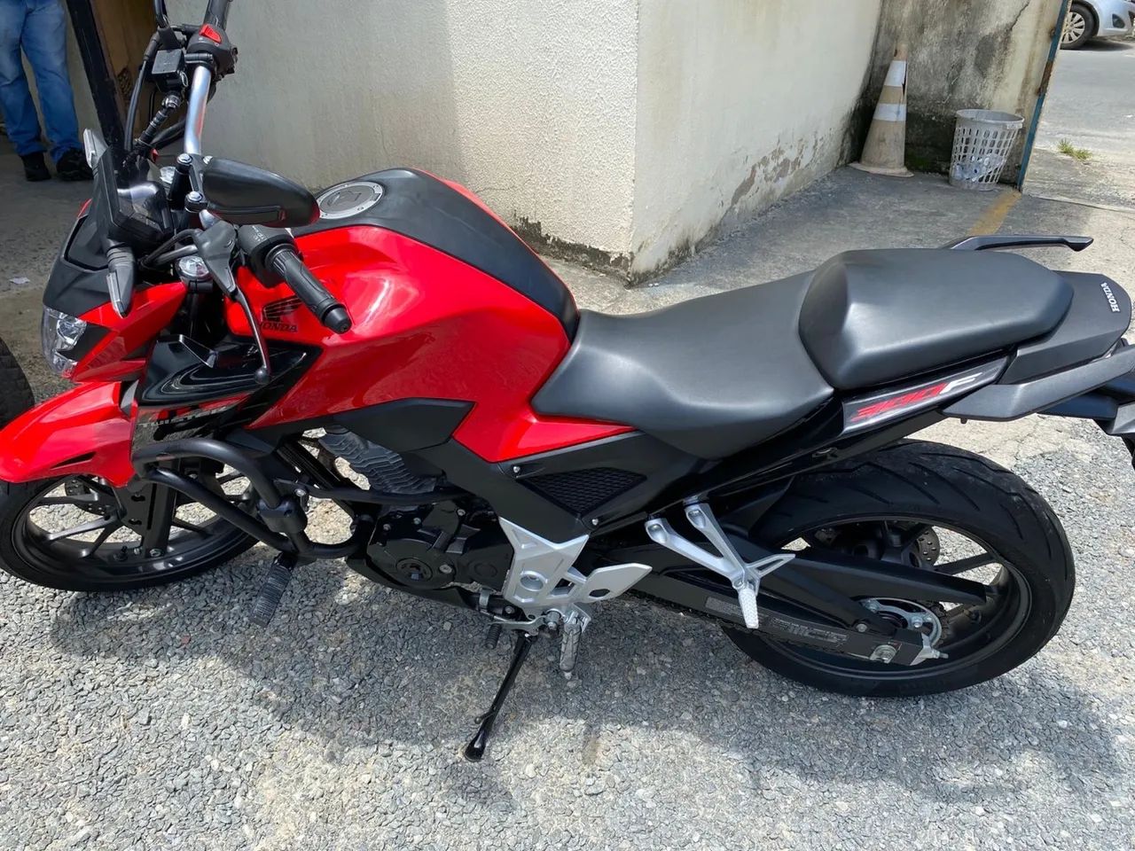 Honda CB 300 - 2024- Vermelha - Impecável - Foto 6