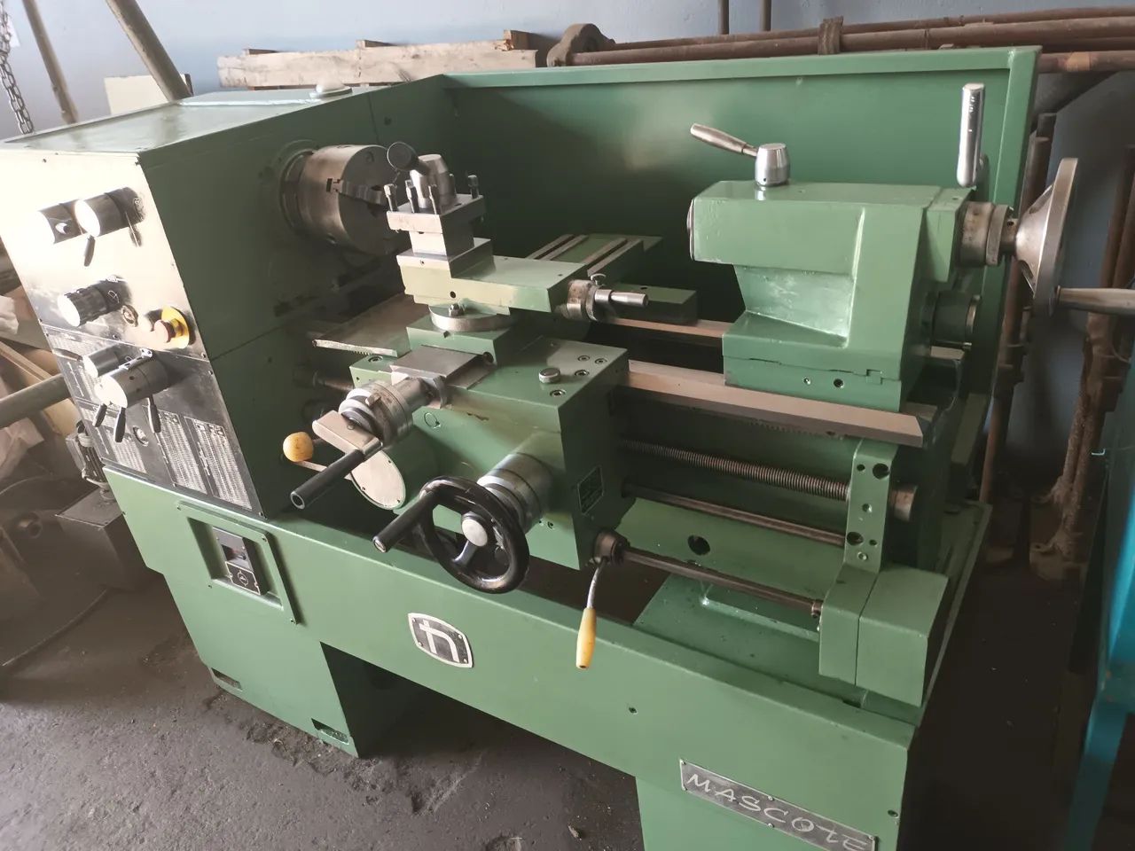 Torno Mecânico. Naedini, modelo 175 X 800 mm - Foto 2