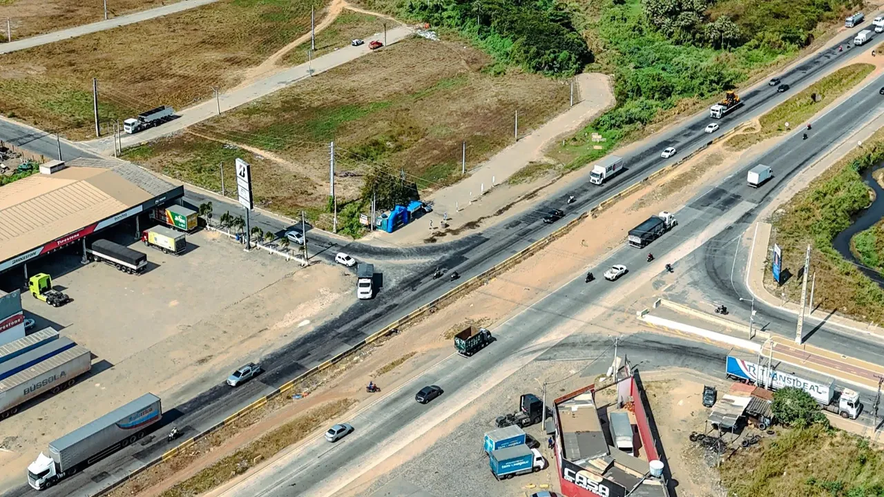 Lotes por trás da Curva da Viúva no José Walter