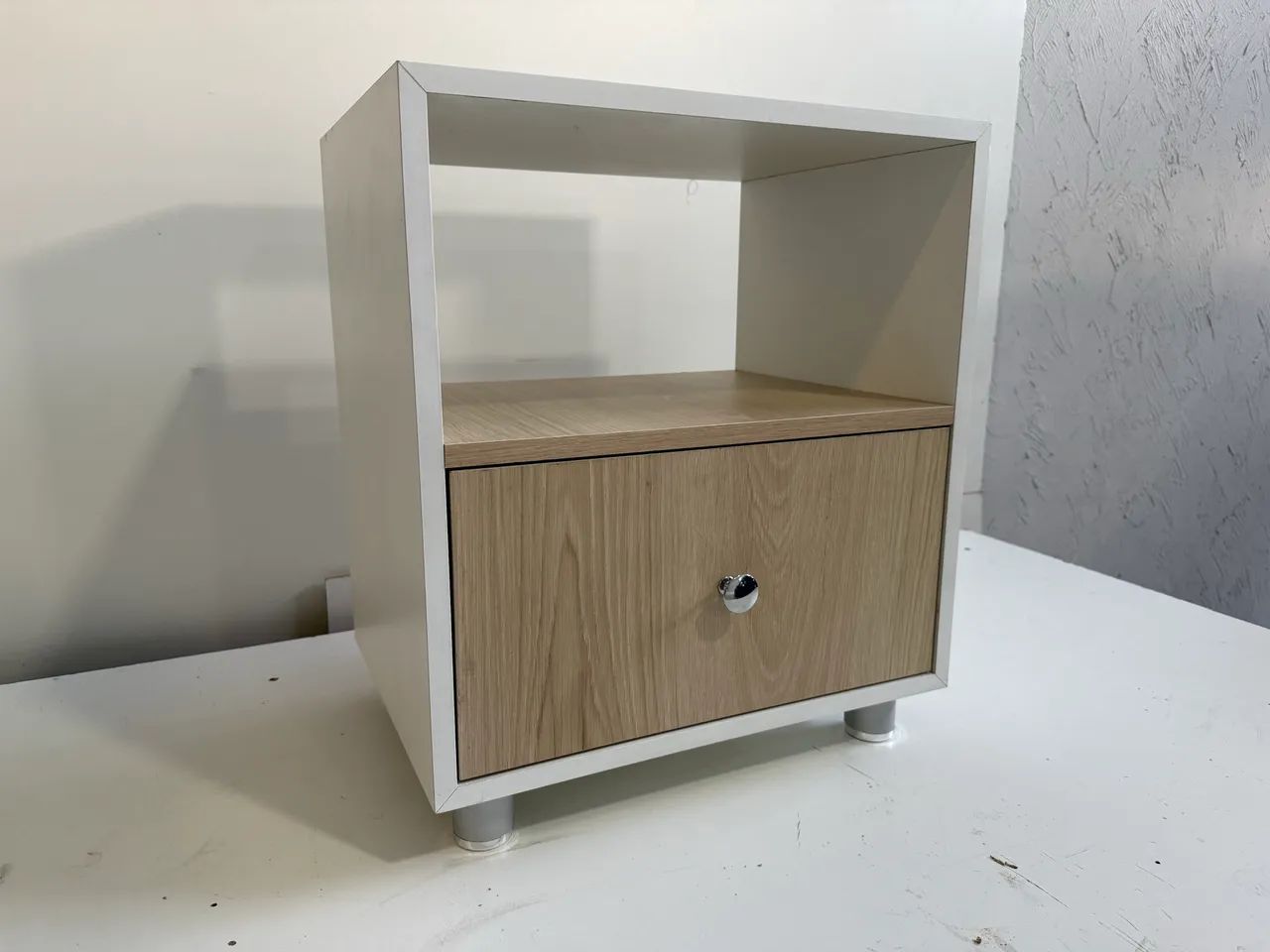 Nightstand (New).65082641403651122