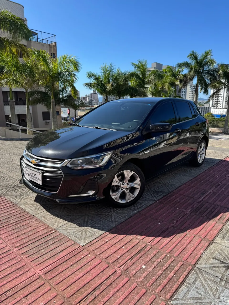 Onix Hatch Premier2 1.0 Turbo Automático 2020