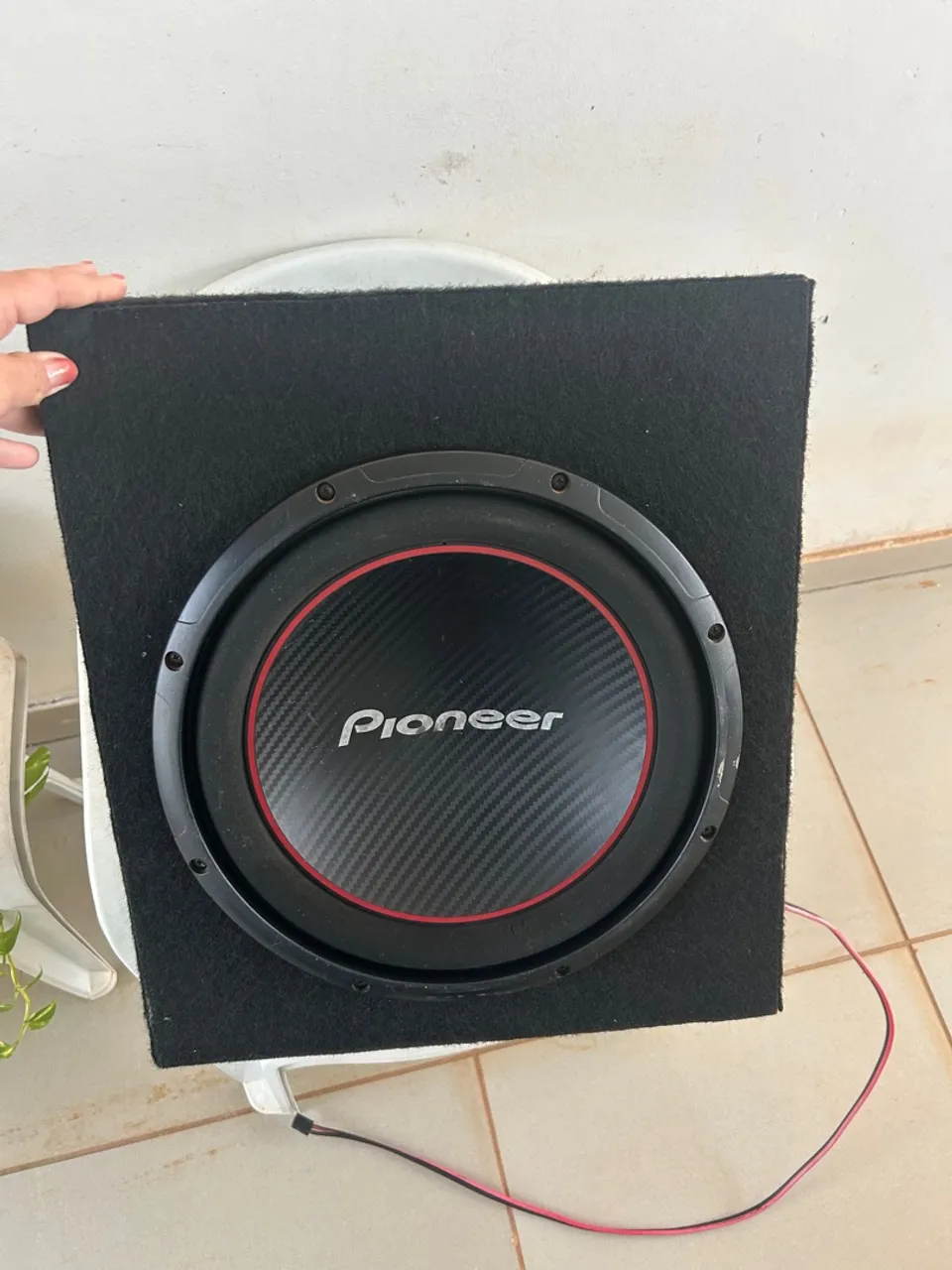 Caixa de Som automotiva Subwoofer Pioneer 300w R$350