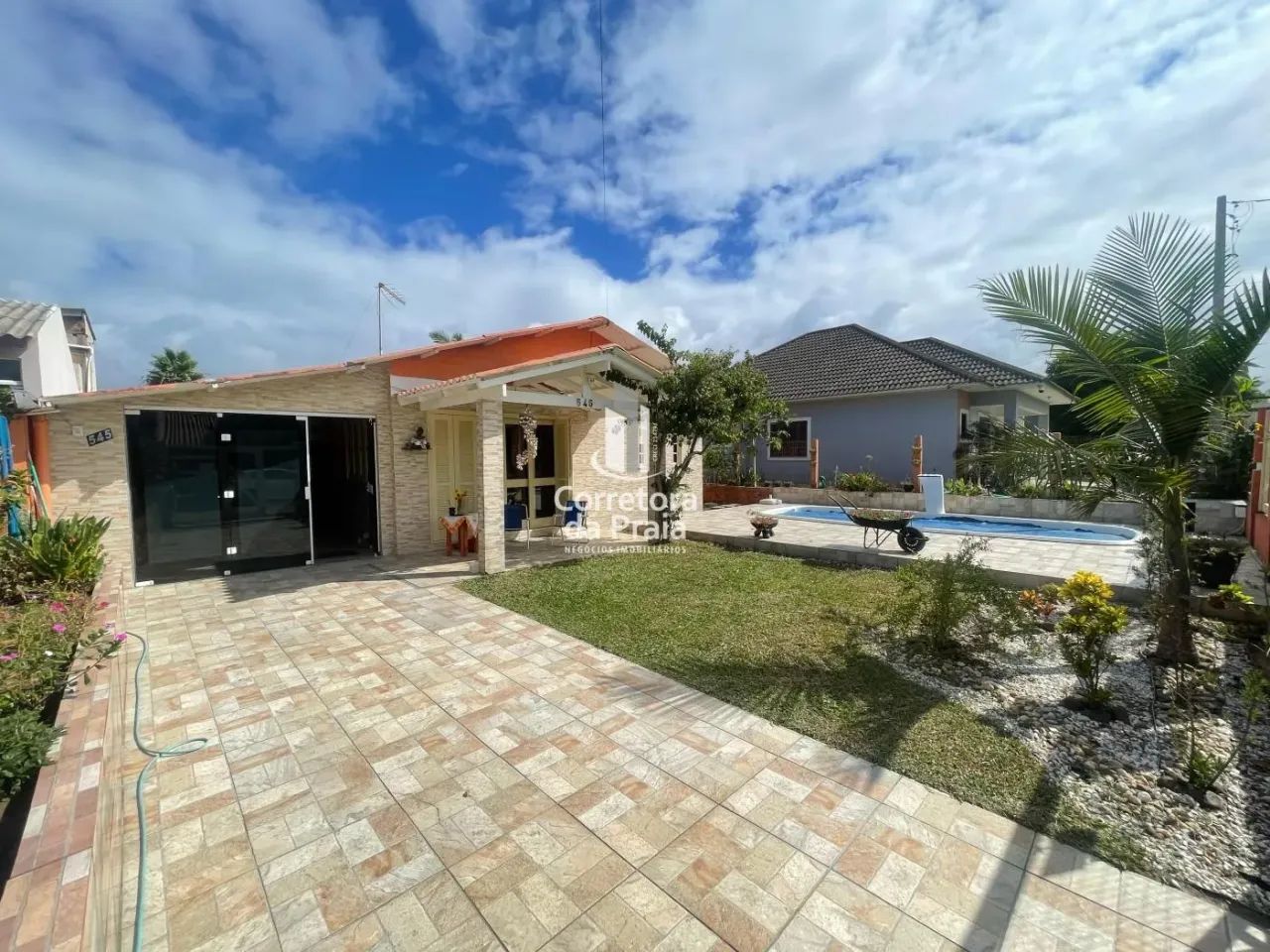 Casa para Venda em Tramandaí, Nova Tramandai, 3 dormitórios, 2 banheiros, 2 vagas