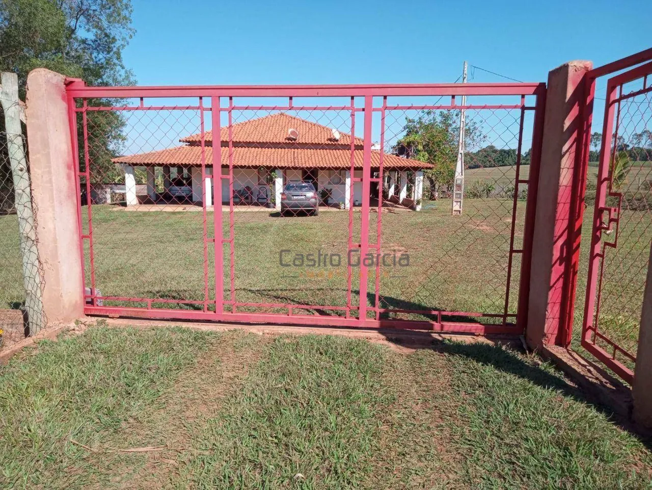 Chácara com 4 dormitórios à venda, 20000 m² por R$ 650.000,00 - Centro - Ubirajara/SP