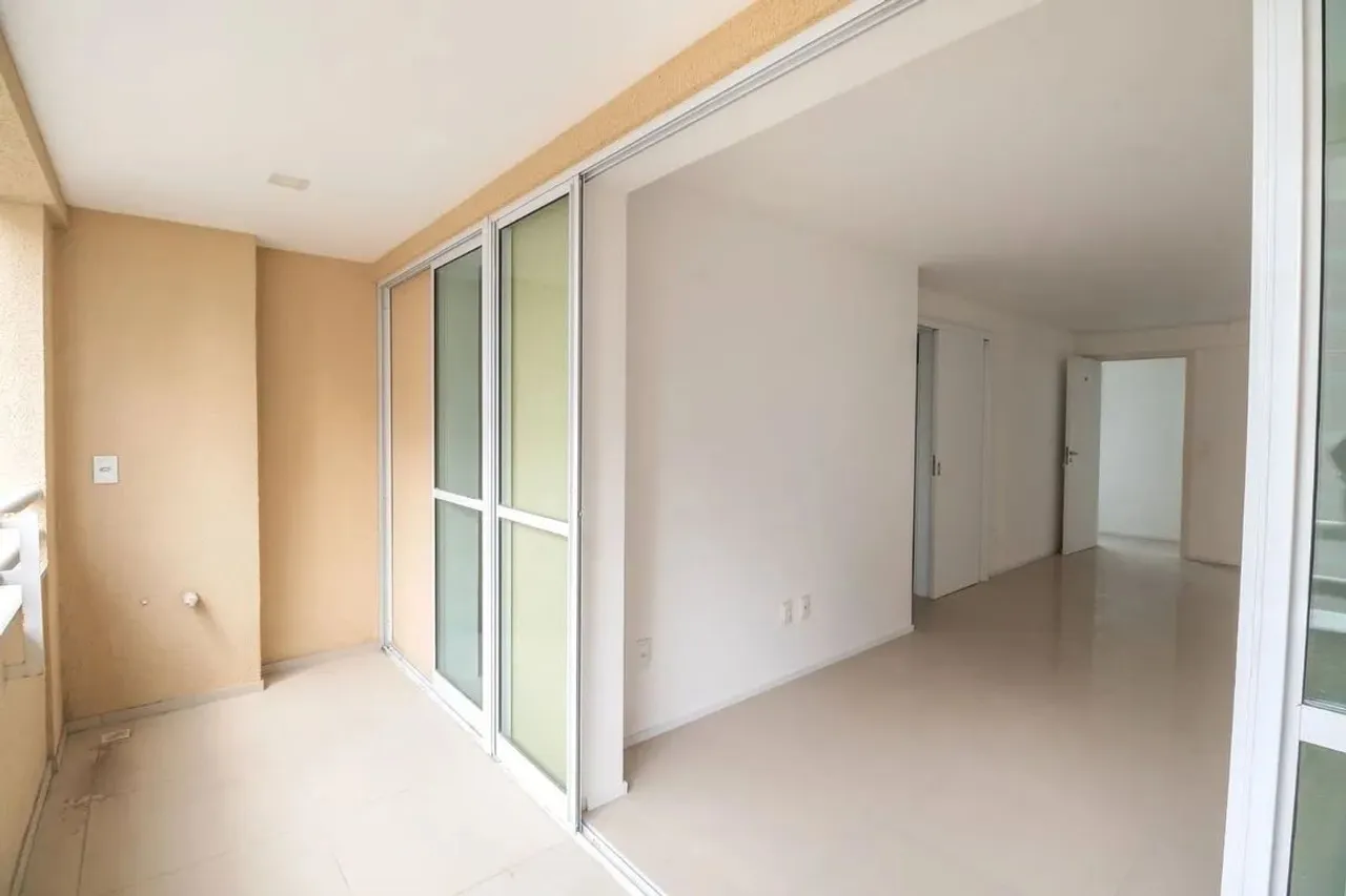 Apartamento à Venda em Parque Del Sol, Fortaleza - CE
