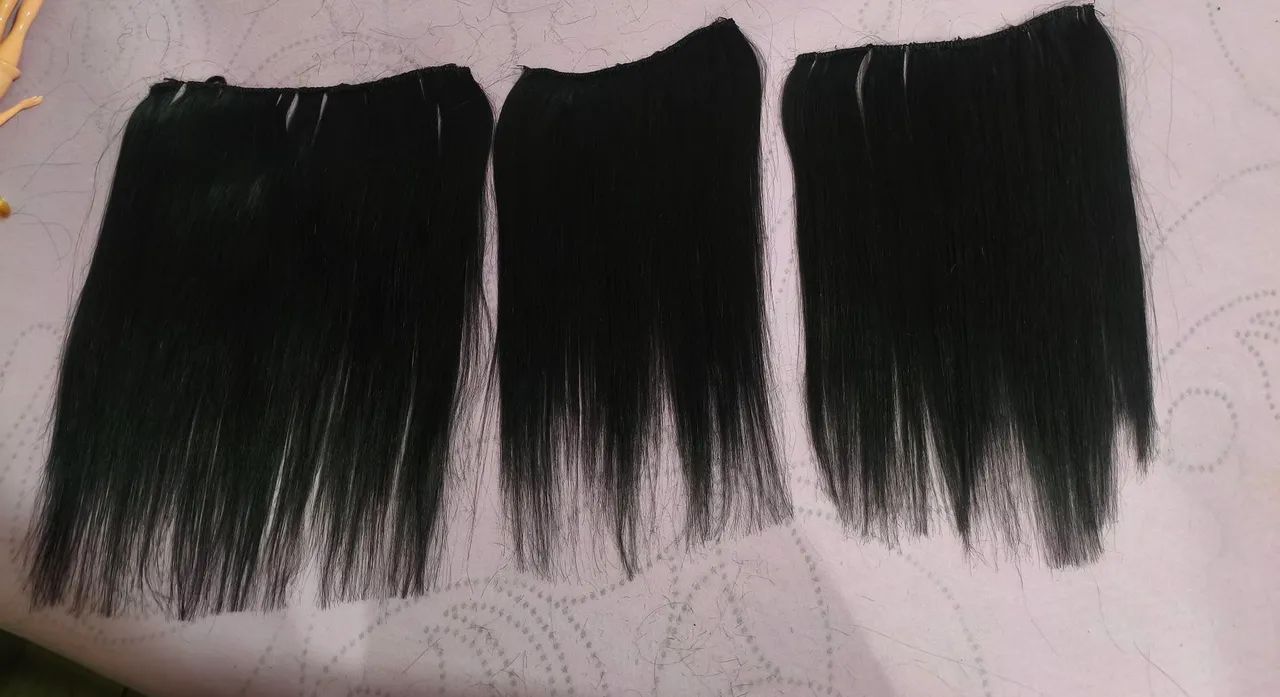 Cabelo humano preto liso