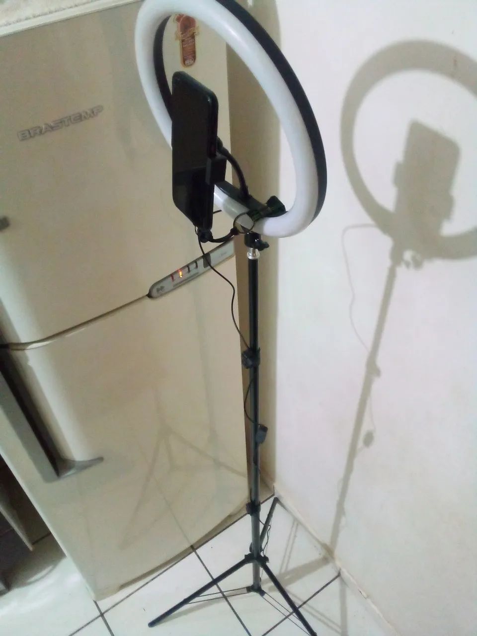 Tripé profissional ring Light 2m iluminação foto - video p/ celular  - Foto 5