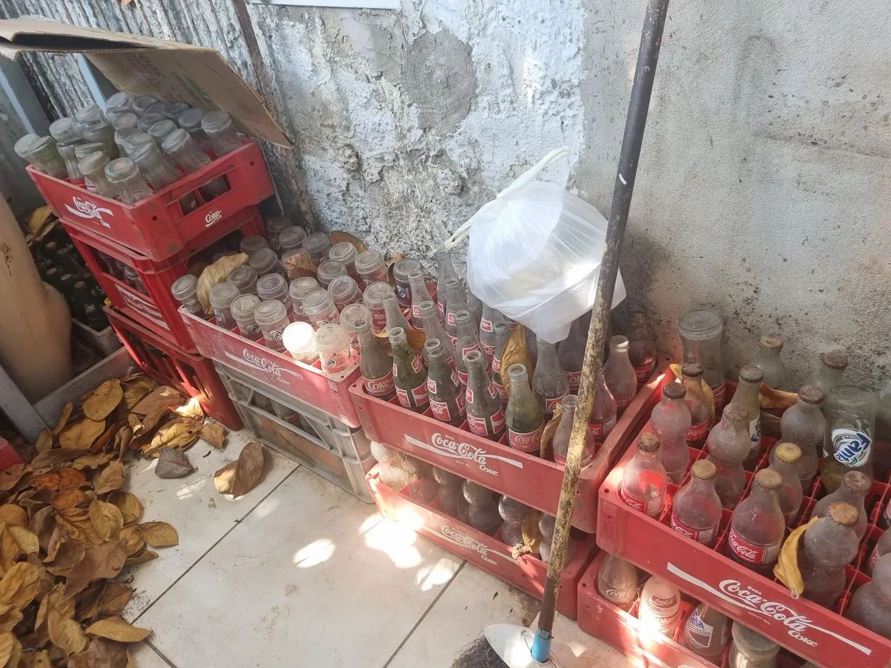 Caixas de Coca-Cola para comércio