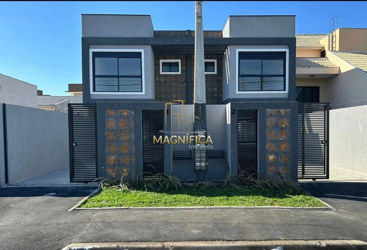 Sobrado Novo à Venda no Bairro Xaxim, Curitiba