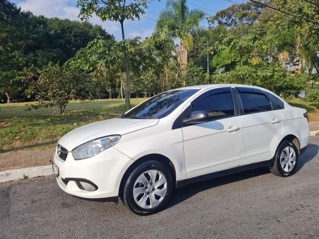 locacao veículos uber com gnv grand siena