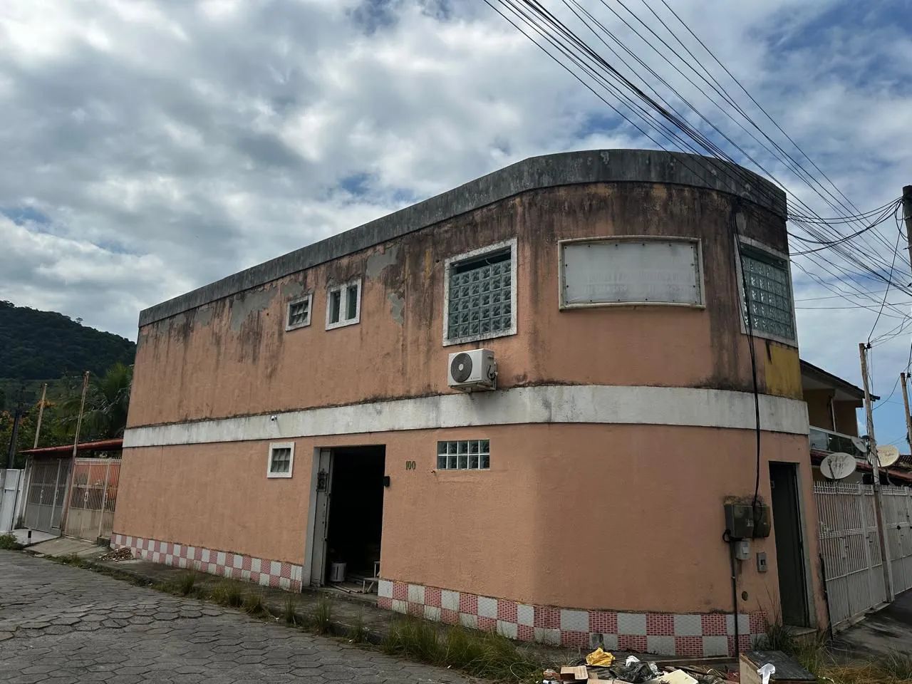 Galpão a venda em muriqui 