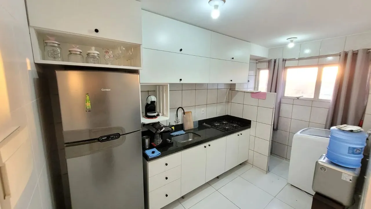 Apartamento com 72m², 2 grandes quartos, salas amplas e totalmente reformado em Nova Parna