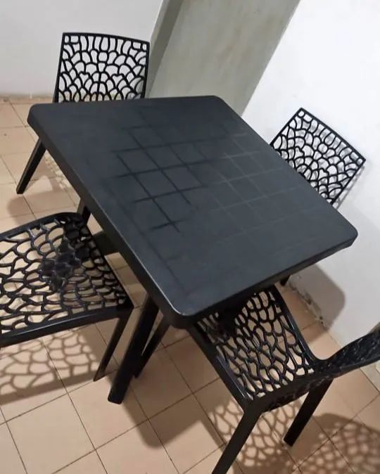 Black Square Table Set with 4 Chairs64276680869379121
