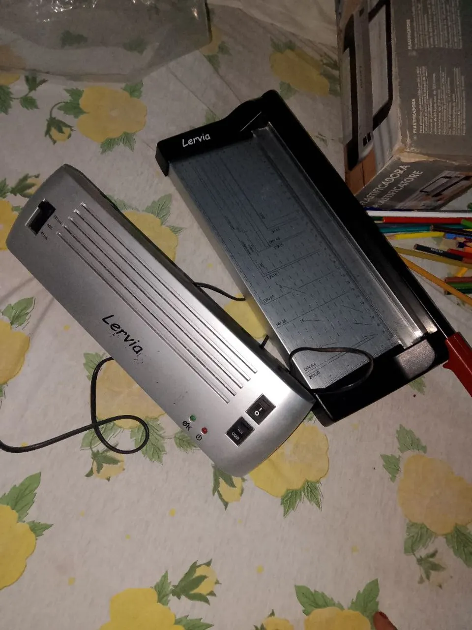 Laminadora e Guilhotina Lervia